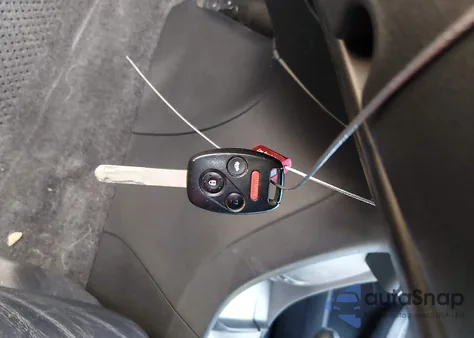 2004 Honda Accord 3.0 Ex из США, поврежденный, VIN 1HGCM66534A084095